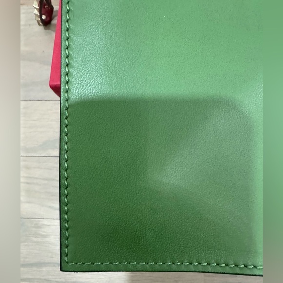 VALENTINO GARAVANI Vitello Colorblock Rockstud Wristlet - Picture 7 of 14